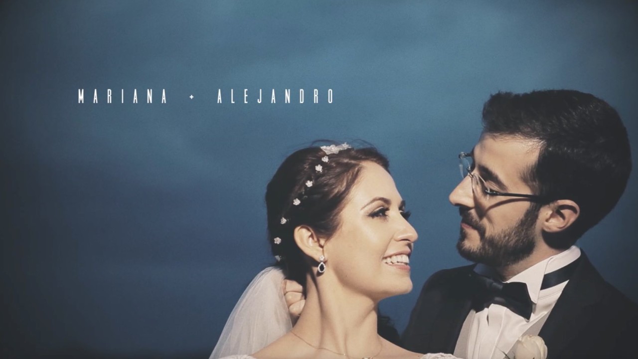 Mariana + Alejandro Sneak Peek